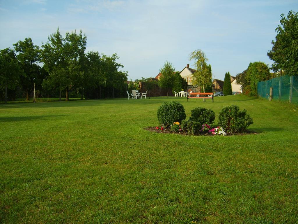 Bed and Breakfast Szuts Panzio Fertőrákos Esterno foto